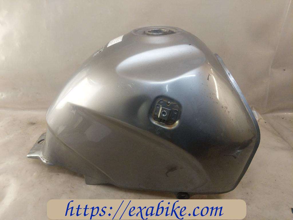 fuel tank Honda Varadero 125 - photo 1