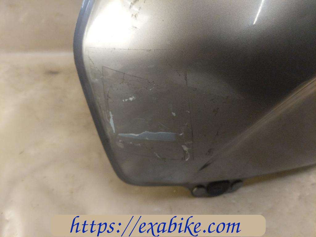 fuel tank Honda Varadero 125 - photo 4