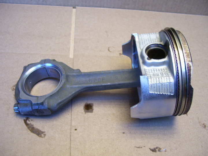 piston avec bielle Honda VTR 1000 - photo 1