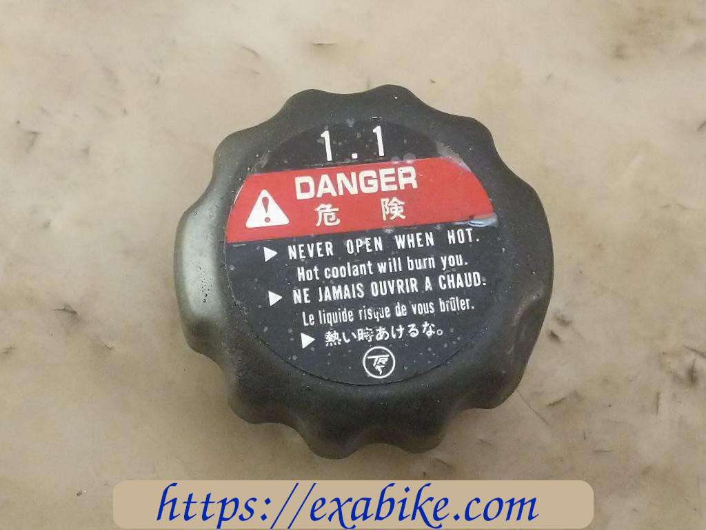 radiator cap Honda Varadero 125 - photo 1