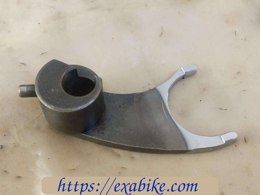 gearshift fork, left Honda XR250 - photo 1