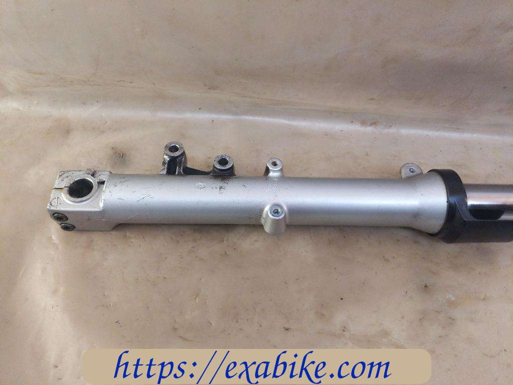 bras de fourche gauche Kawasaki ZR-7 - photo 4
