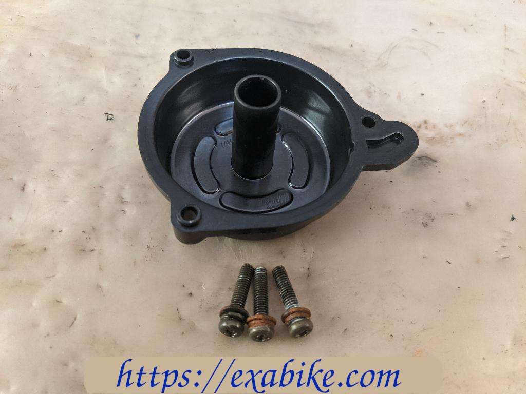 carburetor top cap Honda Hornet 600 - photo 2
