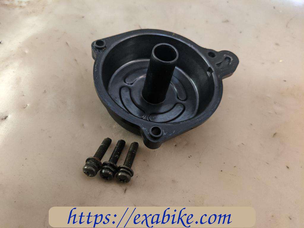 carburetor top cap Honda Hornet 600 - photo 2