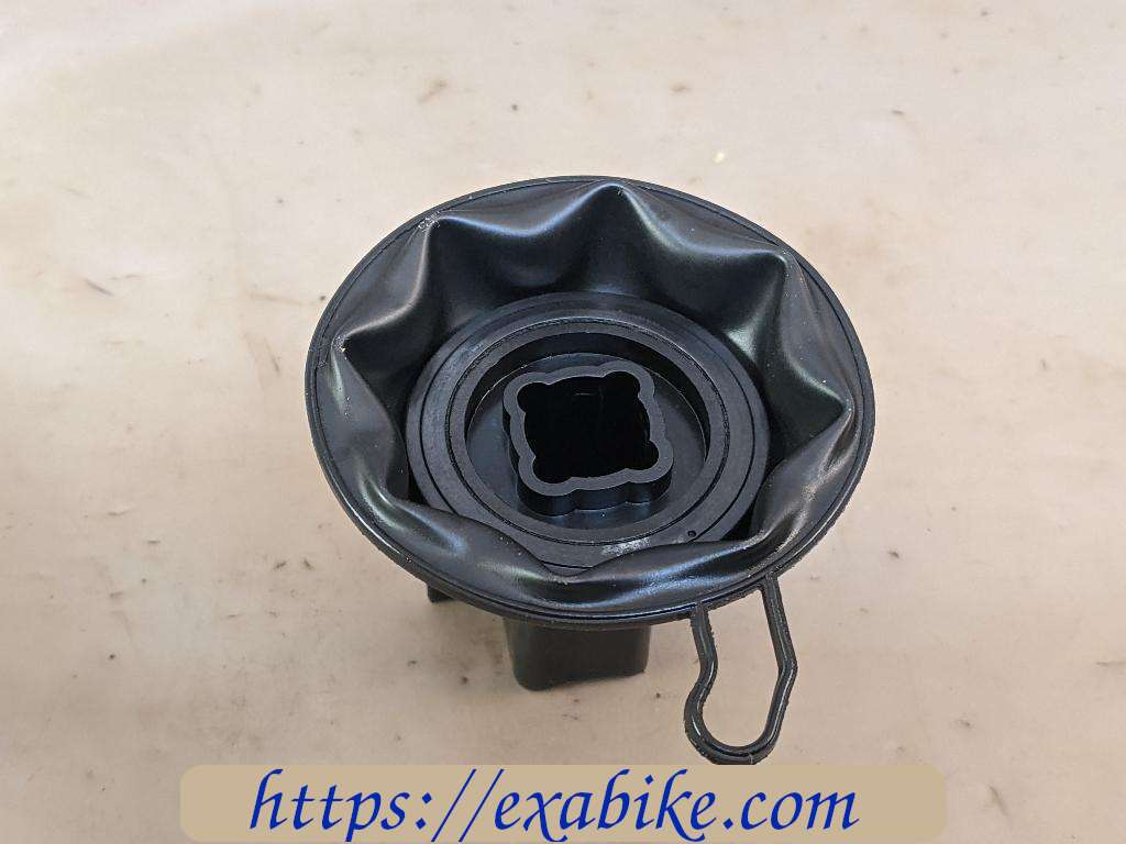carburetor valve Honda Hornet 600 - photo 1
