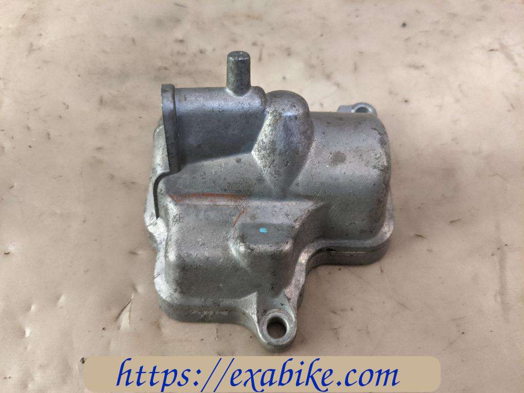 cuve de carburateur droit Honda Hornet 600 - photo 2