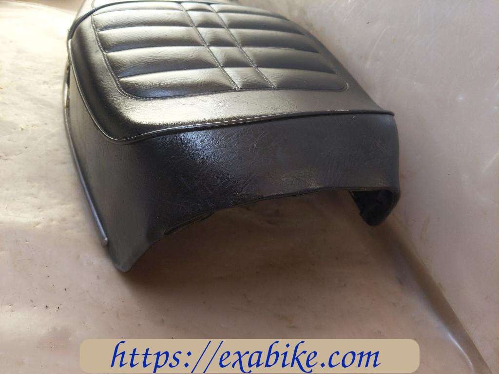 seat Honda CB 650 - photo 3