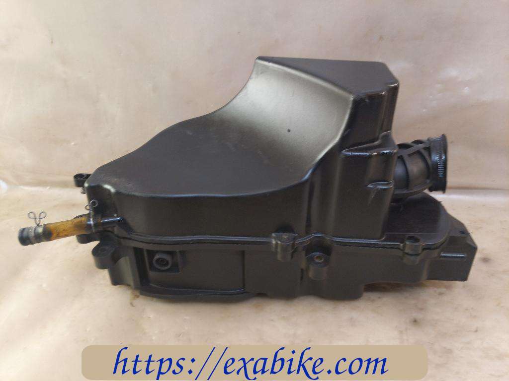 air cleaner box Yamaha 125 Majesty - photo 3