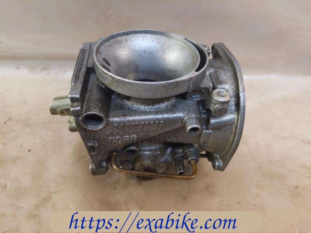 carburetor body, right Suzuki GSE 500 - photo 4
