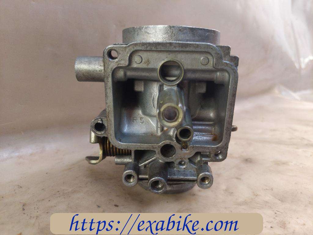 carburetor body, right Suzuki GSE 500 - photo 6