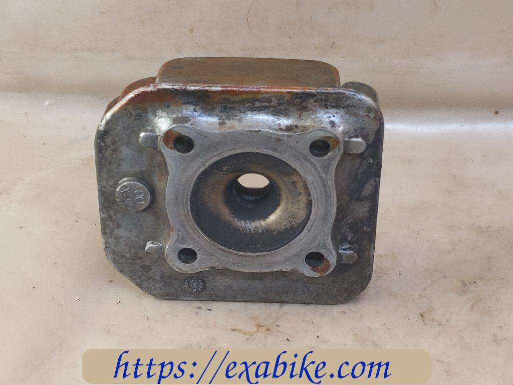 cylinder head MBK Booster - photo 2