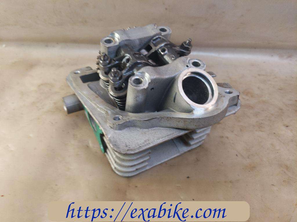 cylinder head Piaggio Zip 50 - photo 2