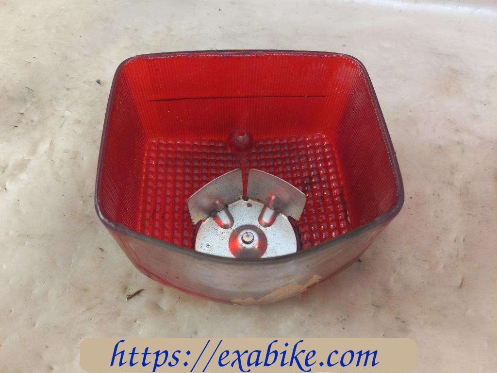 taillight lens Honda CB400T - photo 3
