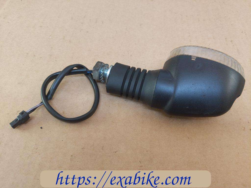turn signal, rear right Piaggio 400 MP3 - photo 2