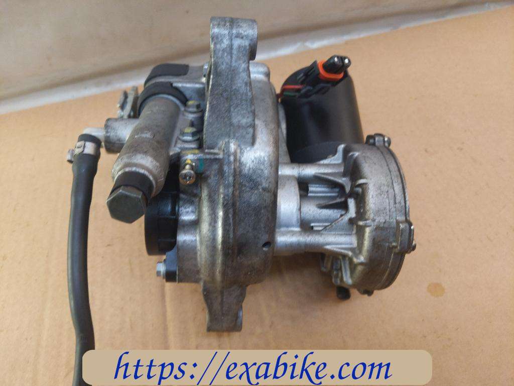 roll lock engine Piaggio 400 MP3 - photo 2
