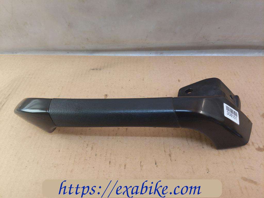 poignée de maintien droite Piaggio 400 MP3 - photo 1