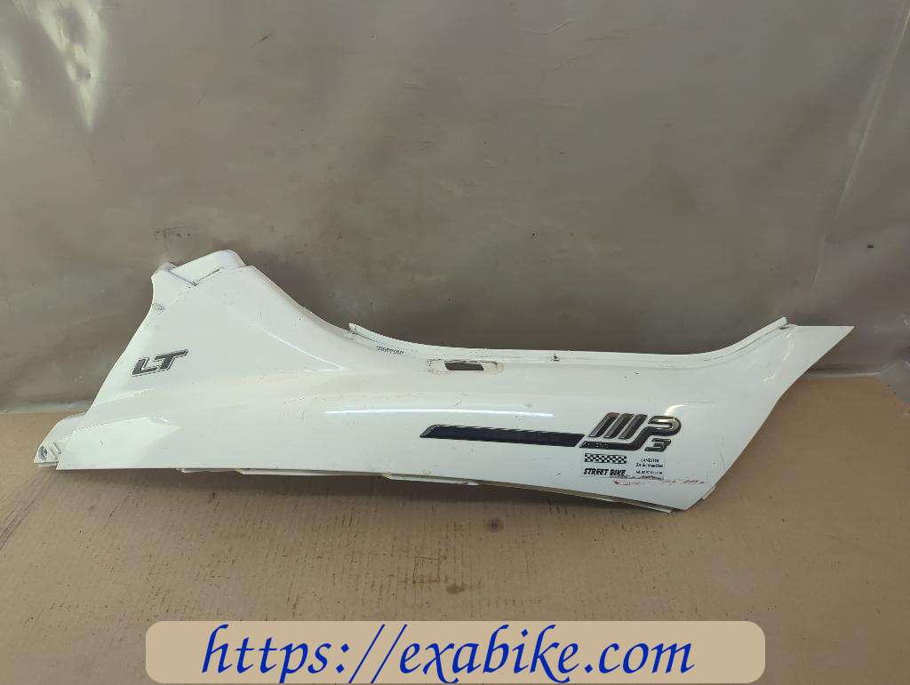 side fairing, rear right Piaggio 400 MP3 - photo 1