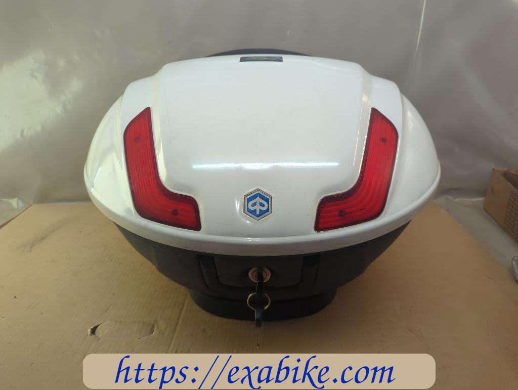 top-case Piaggio 400 MP3 - photo 1