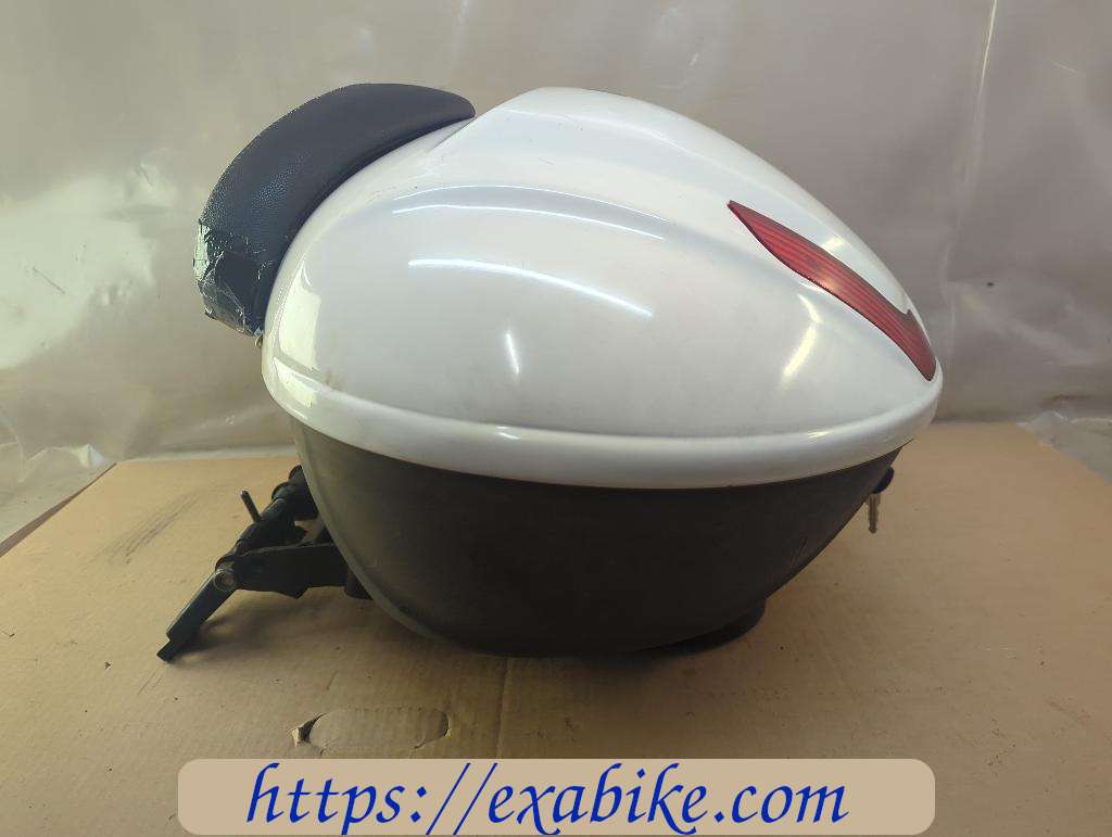 top-case Piaggio 400 MP3 - photo 2