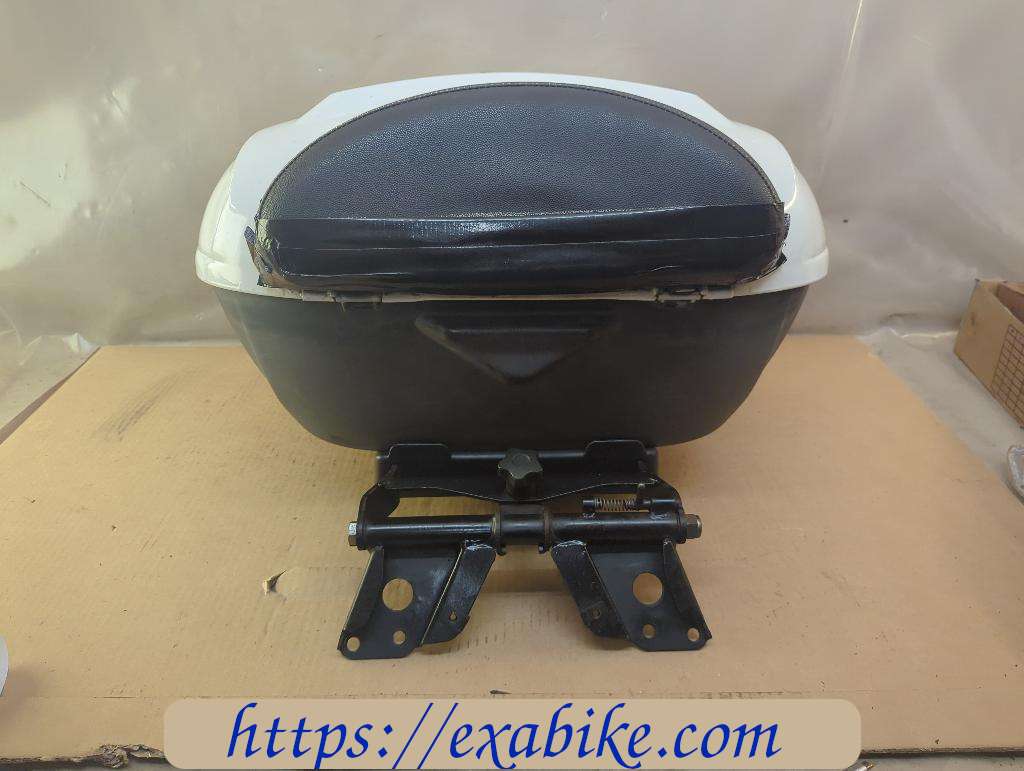 top-case Piaggio 400 MP3 - photo 4