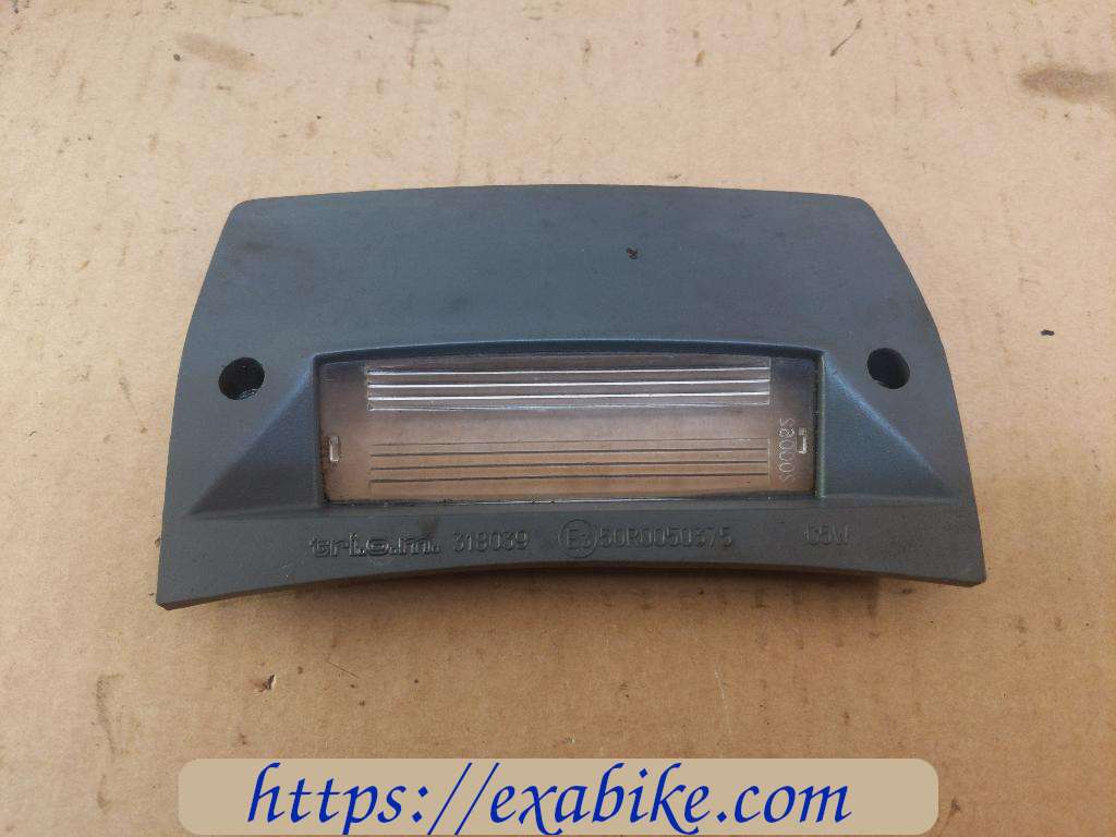 plastic élément Piaggio 125 Hexagon - photo 1