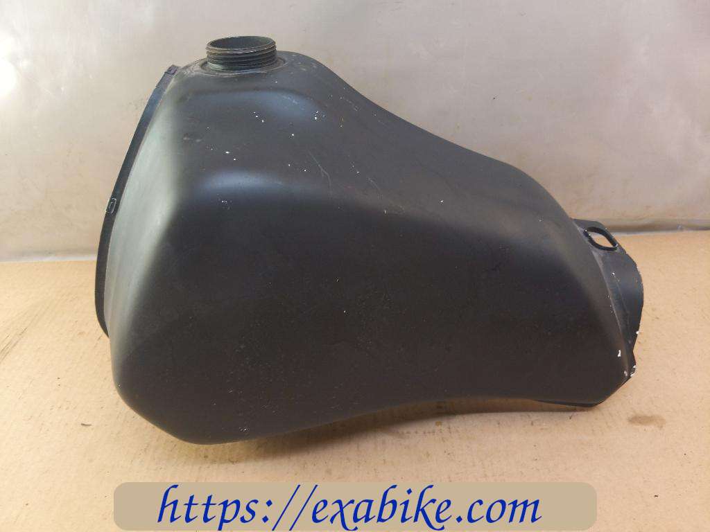 fuel tank Yamaha XT 550 - photo 2