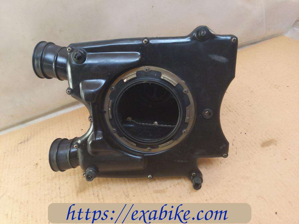 air cleaner box Honda CX 500 - photo 4