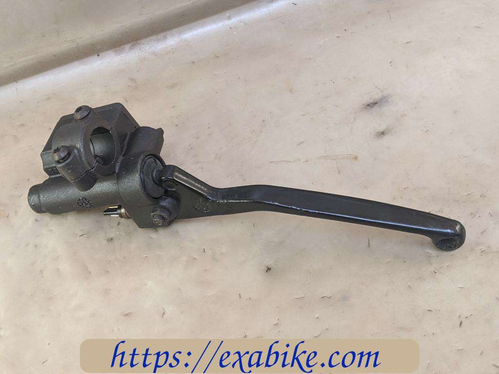 front master cylinder Piaggio 125 Hexagon - photo 2
