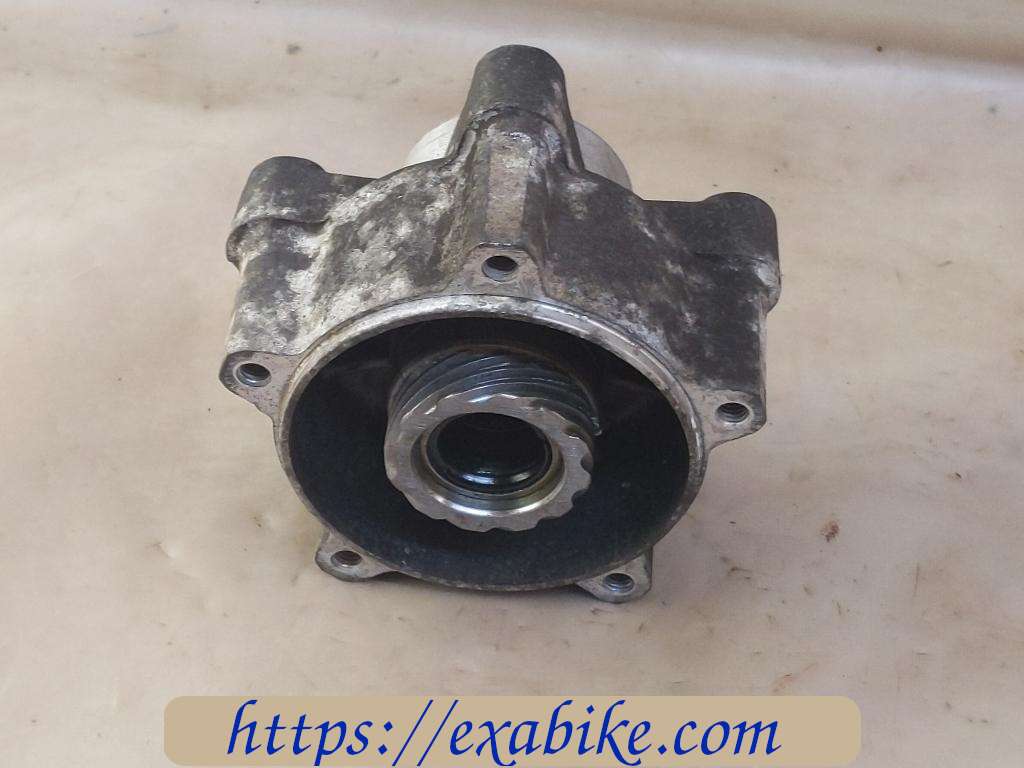 wheel hub, front Piaggio 125 Hexagon - photo 2