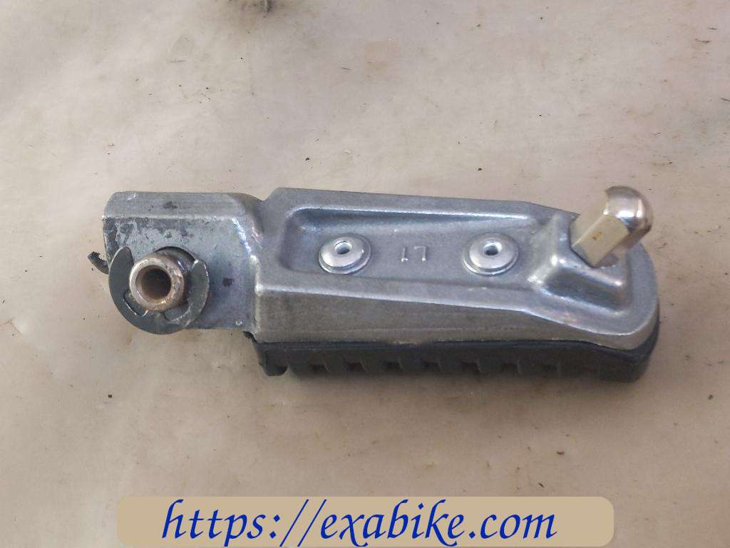 footrest, front left Kawasaki ER-6 - photo 2
