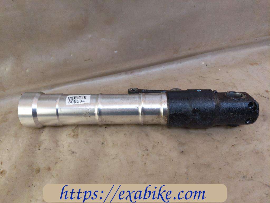 lower fork case, right Triumph Daytona T595 - photo 2