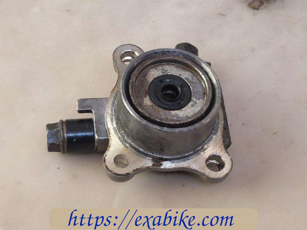clutch slave cylinder Honda GL 1500 Goldwing - photo 2