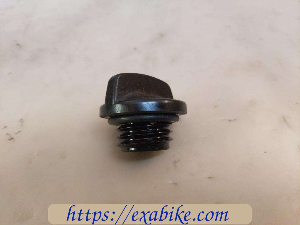 oil cap Honda GL 1500 Goldwing - photo 2