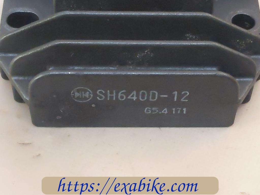 voltage regulator Aprilia 125 Atlantic - photo 2