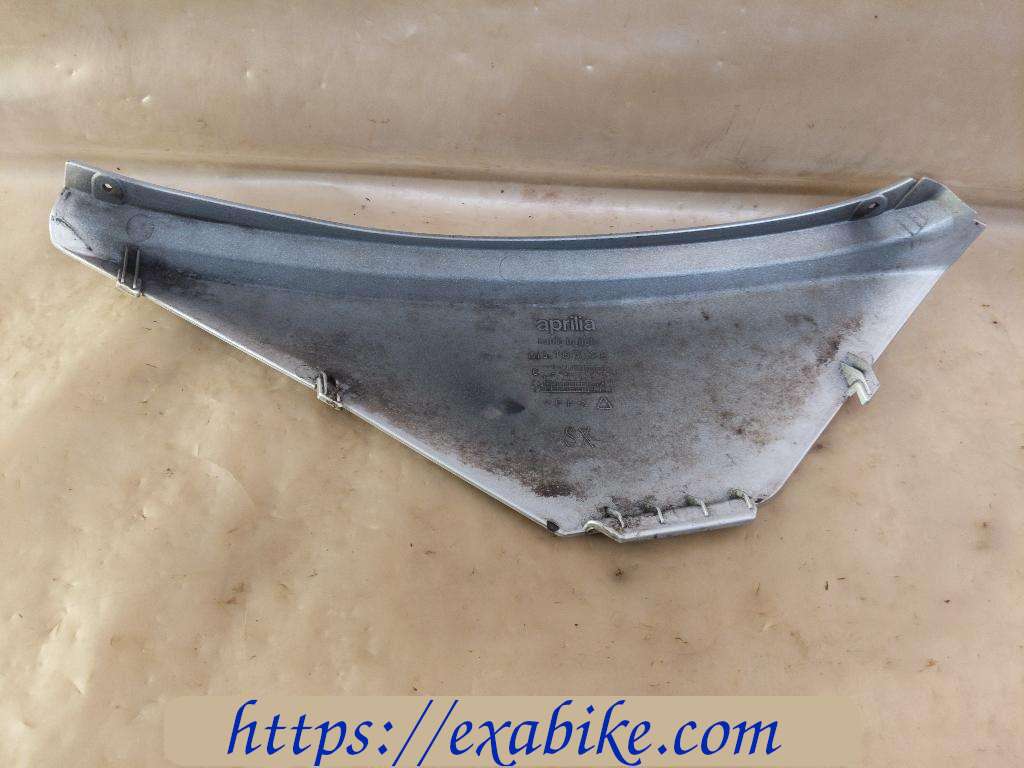 side cover, left Aprilia 125 Atlantic - photo 2