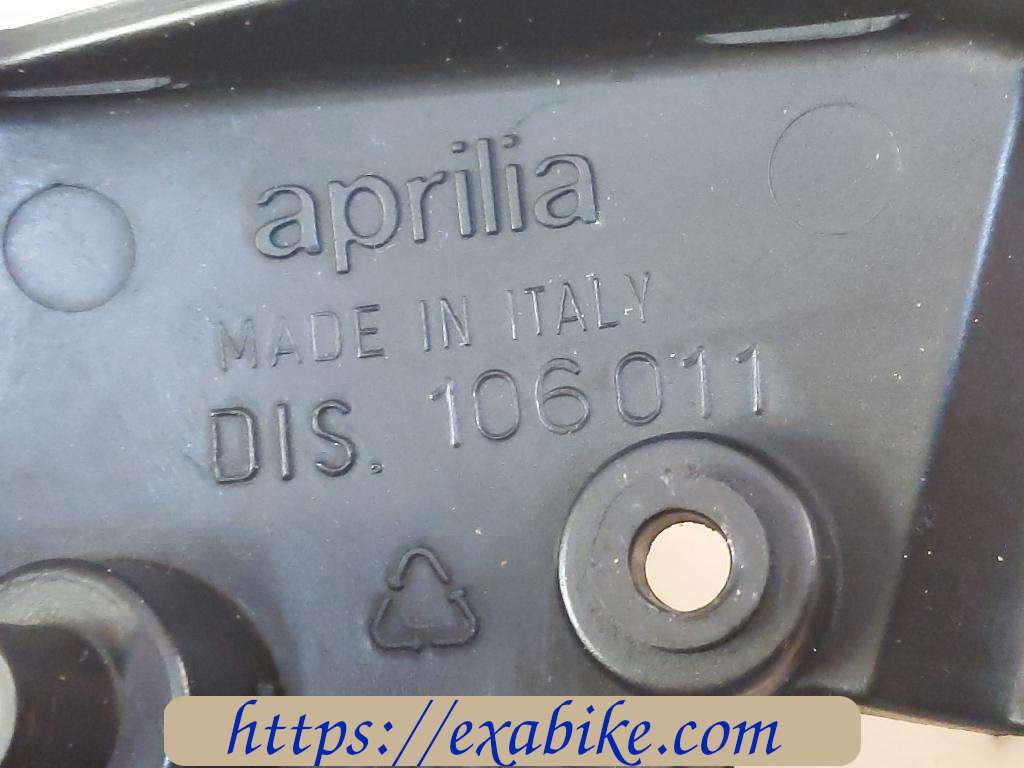 plastic élément Aprilia 125 Atlantic - photo 4