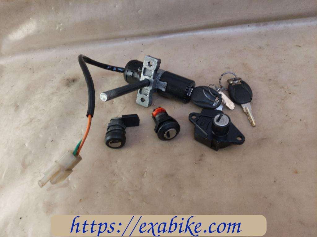 key set Aprilia 125 Atlantic - photo 1