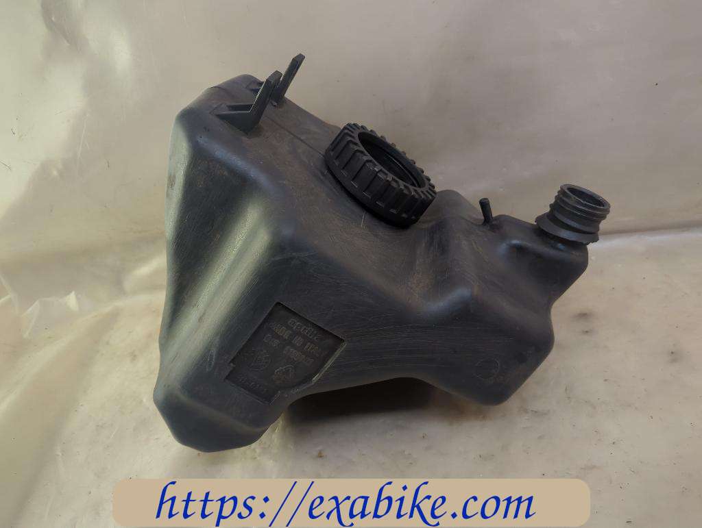 fuel tank Aprilia 125 Atlantic - photo 1