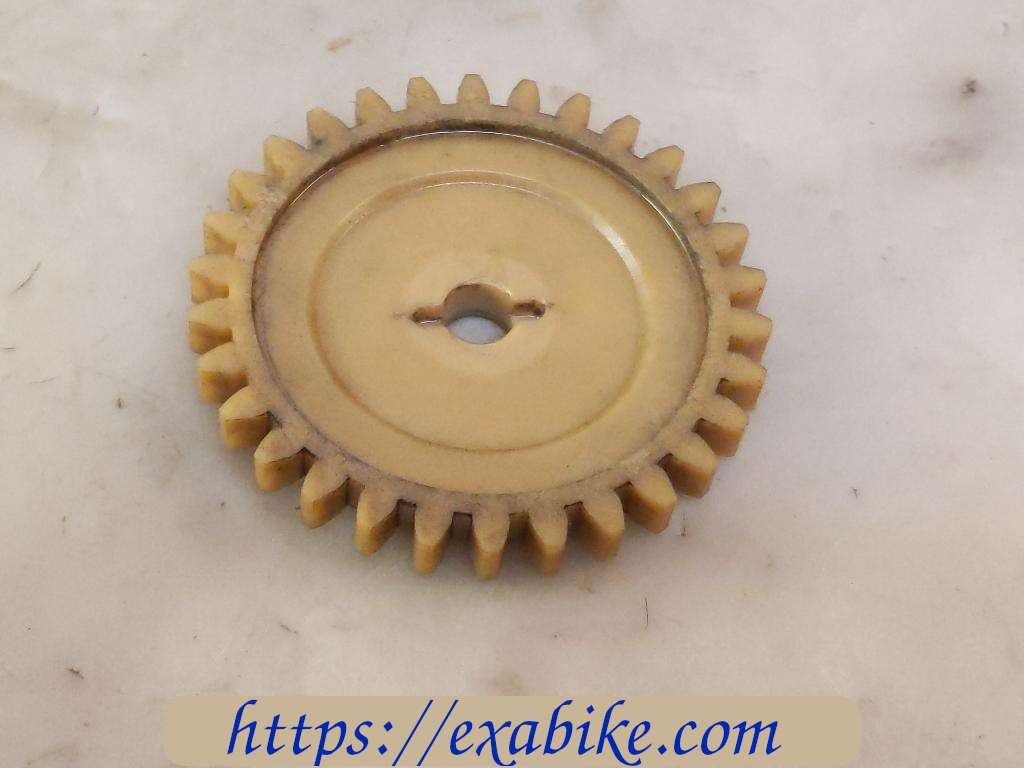 oil pump pinion Suzuki RV 125 Van-Van - photo 1