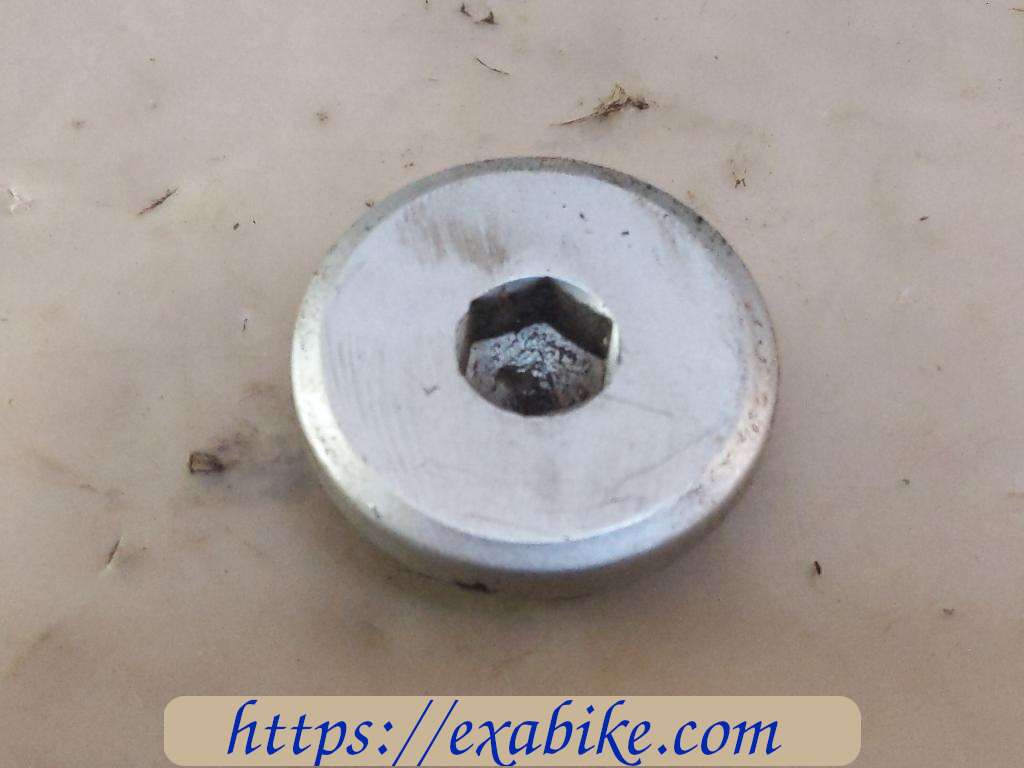 engine cap Suzuki RV 125 Van-Van - photo 1