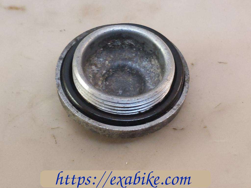 engine cap Suzuki RV 125 Van-Van - photo 2