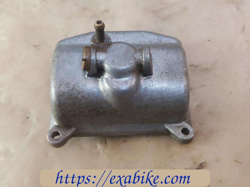 carburetor float chamber Honda CB360 - photo 2