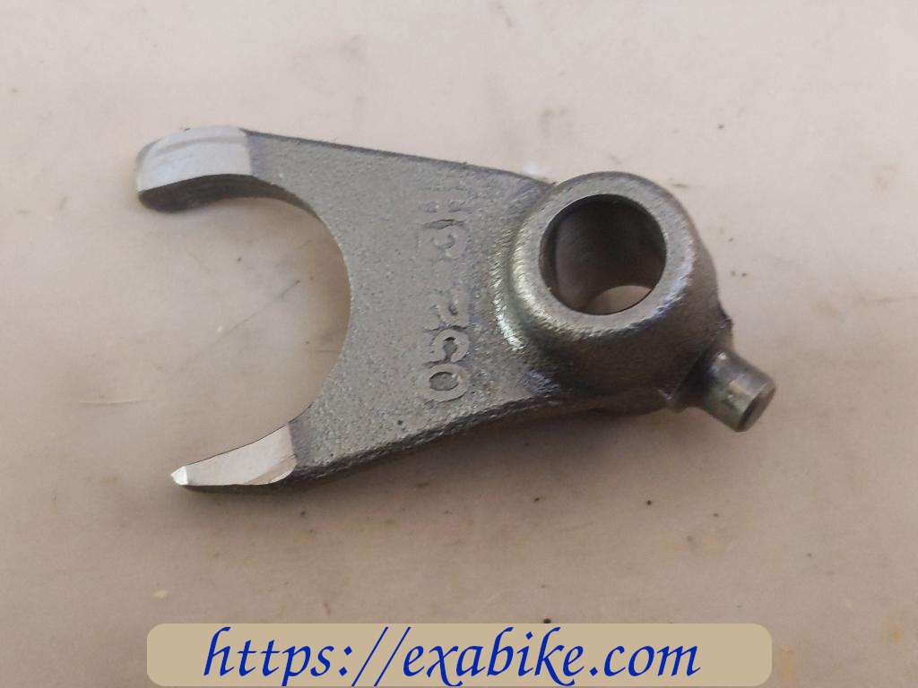 gearshift fork Suzuki RV 125 Van-Van - photo 2