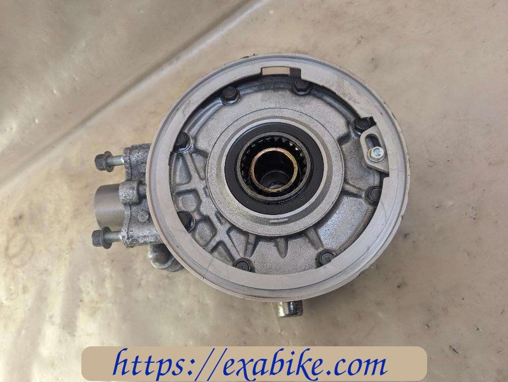 final gear case Honda Deauville 650 - photo 3