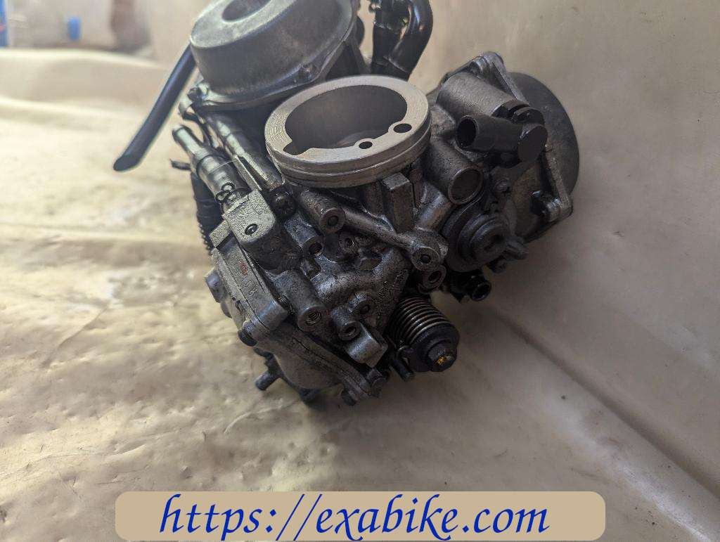 carburetor Honda Deauville 650 - photo 2