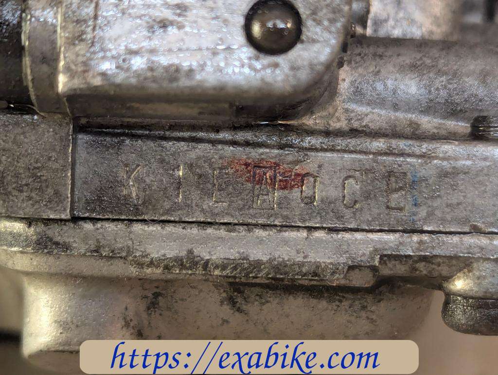 carburetor Honda Deauville 650 - photo 7