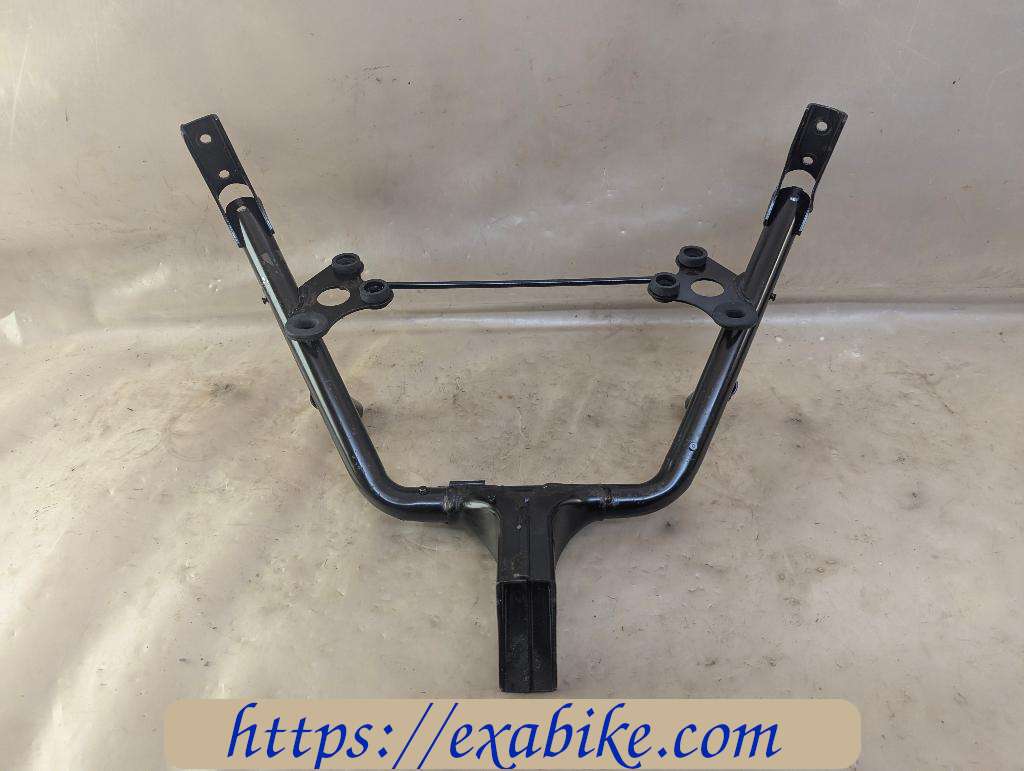fairing bracket Honda Deauville 650 - photo 2