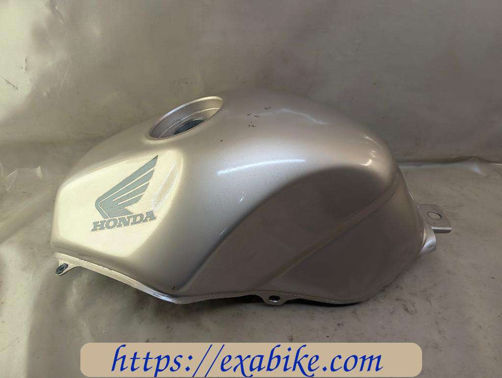 fuel tank Honda Deauville 650 - photo 1