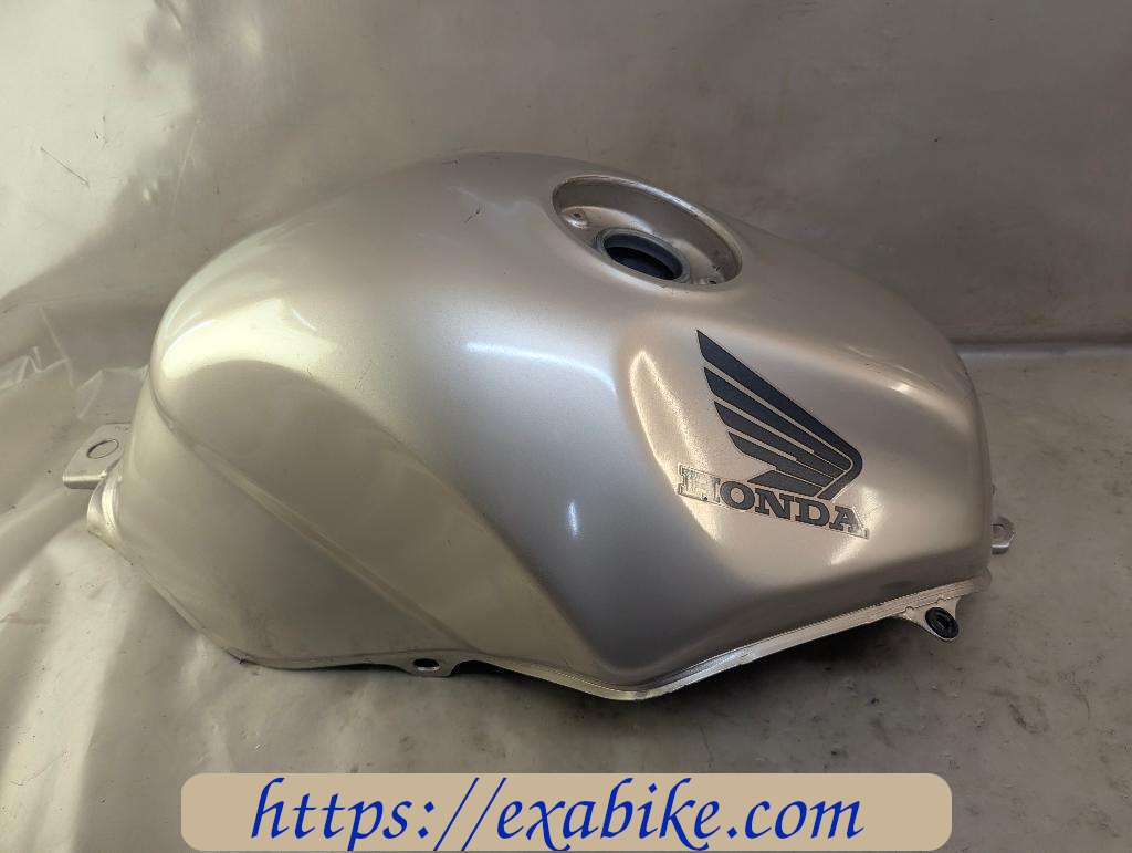 fuel tank Honda Deauville 650 - photo 4