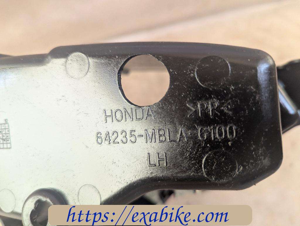 box, left Honda Deauville 650 - photo 5